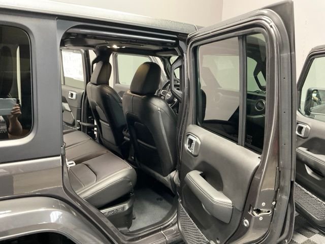 Certified Used 2022 Crystal Metallic Jeep Unlimited Sahara 4xe image 26