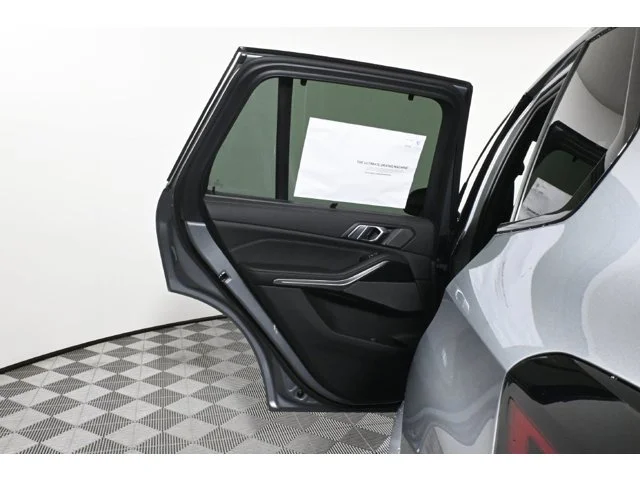New 2026 Skyscraper Grey Metallic BMW xDrive50e image 33