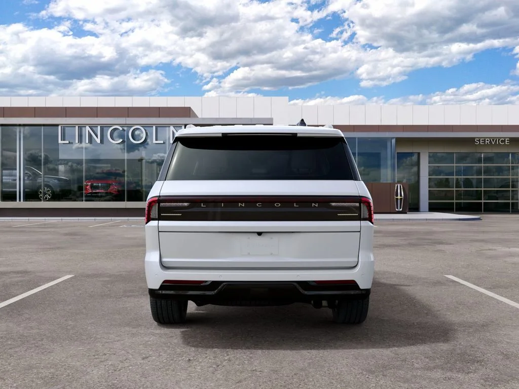 New 2027 Pristine White Metallic Tri-Coat Lincoln Premiere image 8