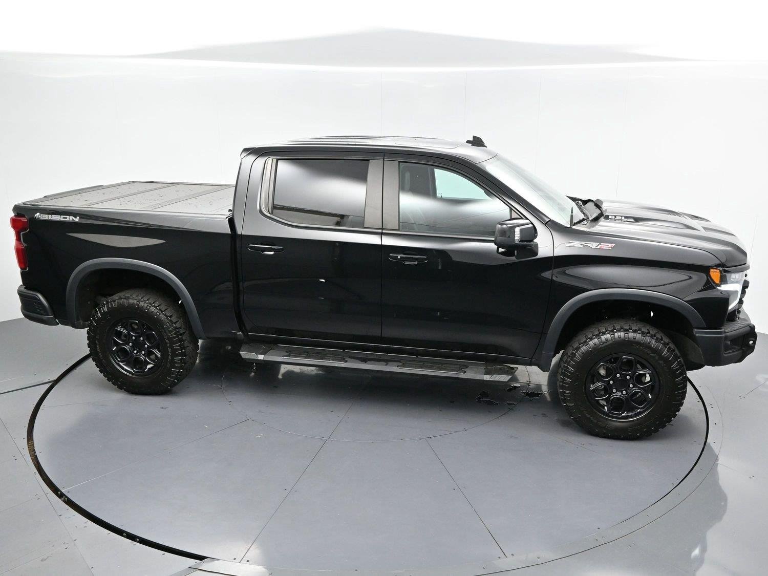 Used 2023 Black Chevrolet ZR2 image 39