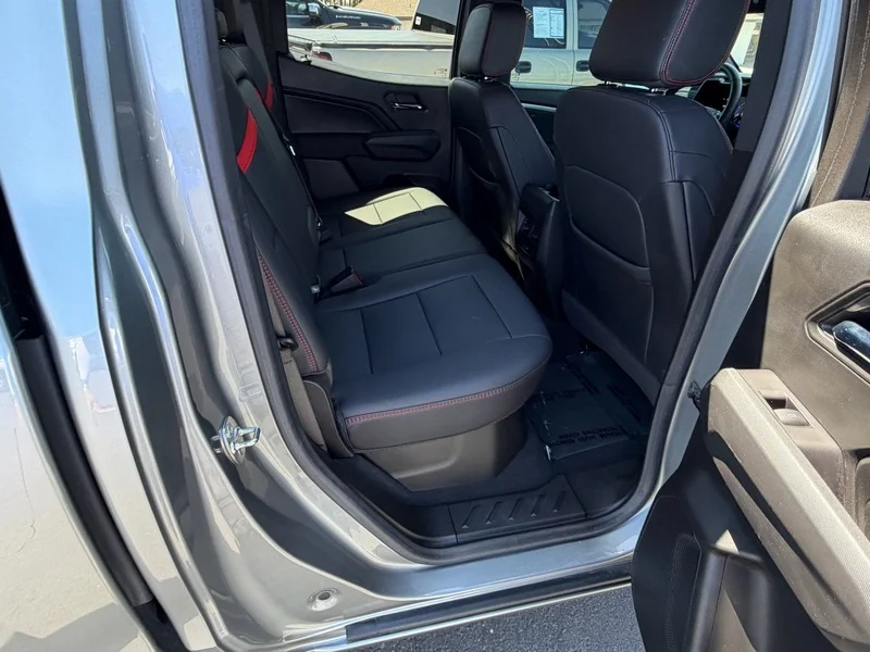 Used 2024 Sterling Gray Metallic Chevrolet Z71 image 18
