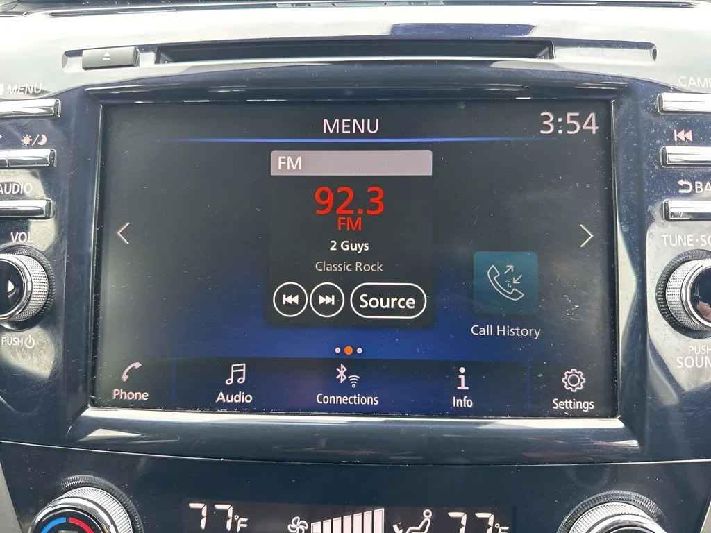 Used 2024 White Nissan SV image 17