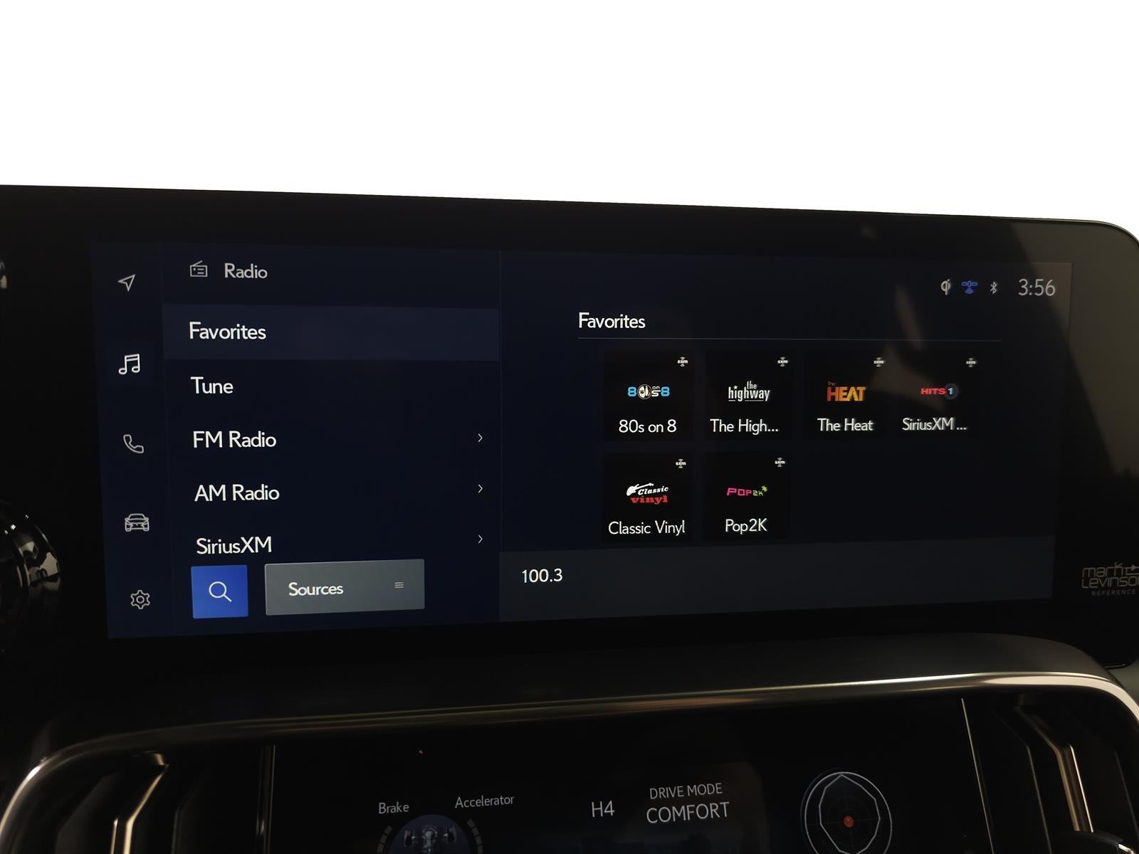 2024 Lexus LX Luxury - Photo 25