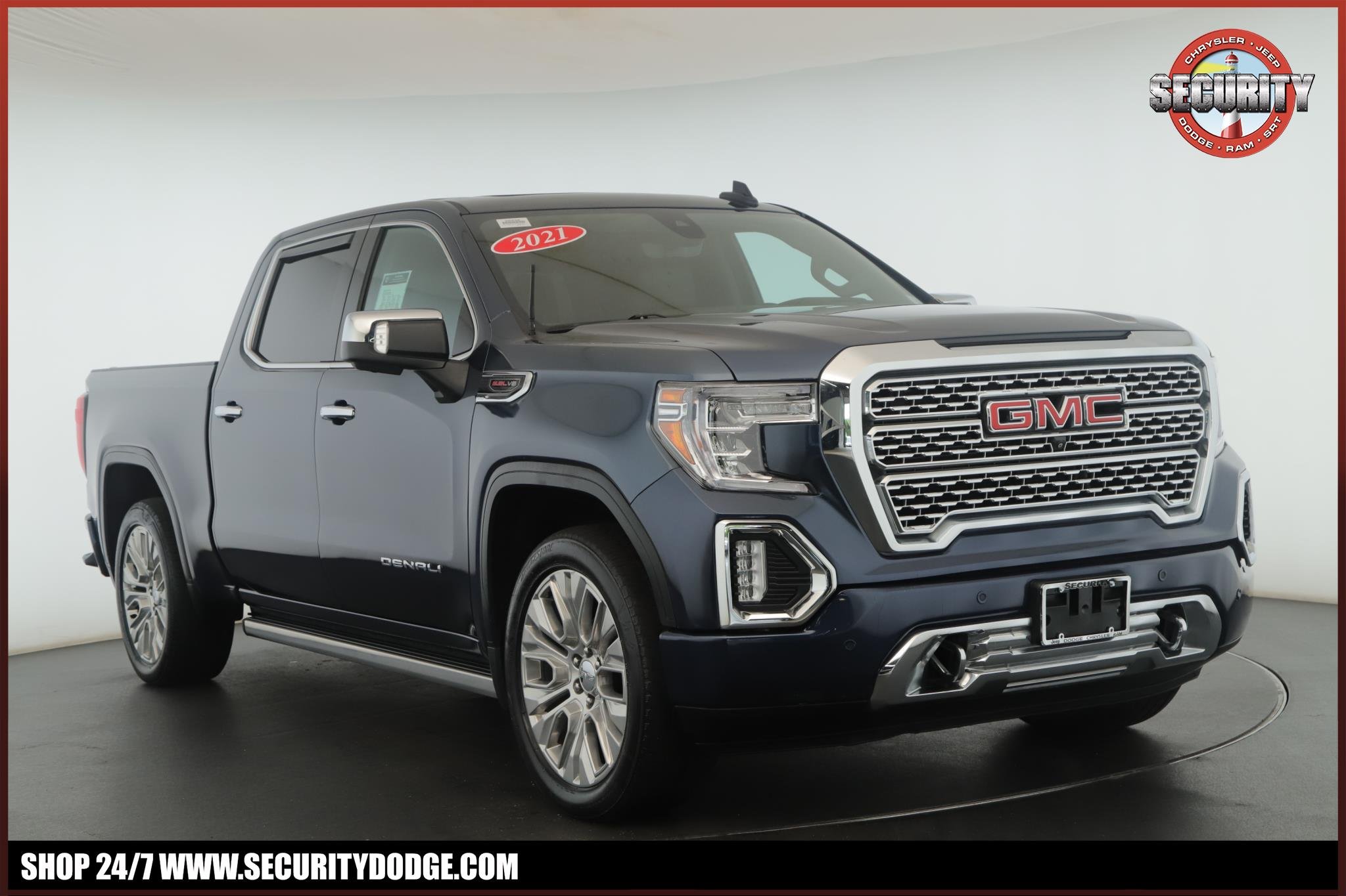 2021 GMC Sierra 4WD Crew Cab Short Box Denali's photo