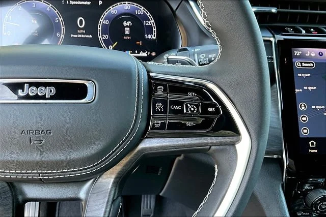 2025 Jeep Grand Cherokee Overland - Photo 19