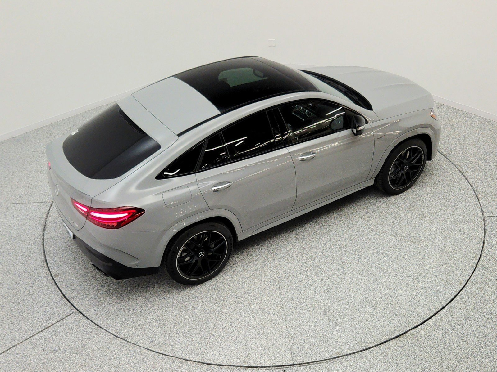 New 2026 MANUFAKTUR Alpine Grey Mercedes-Benz AMG® GLE 53 4MATIC+ Coupe image 49