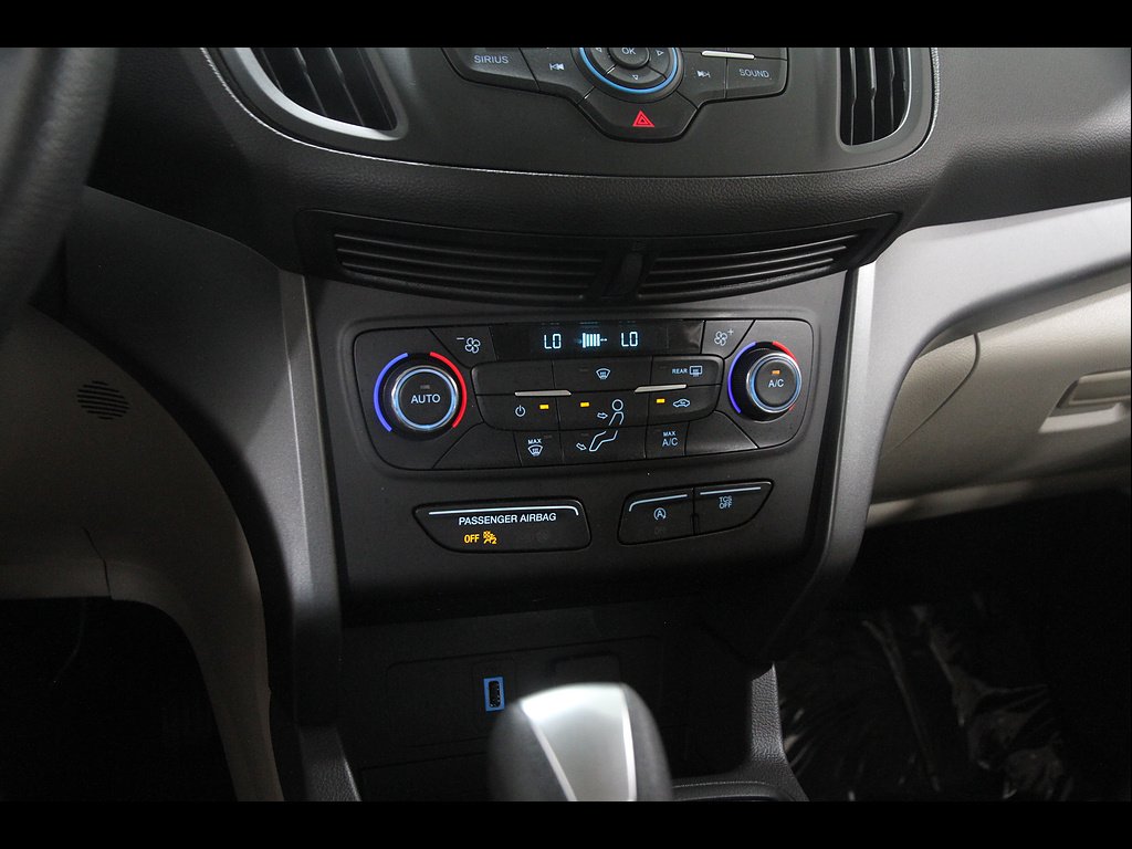 2017 Ford Escape SE - Photo 13
