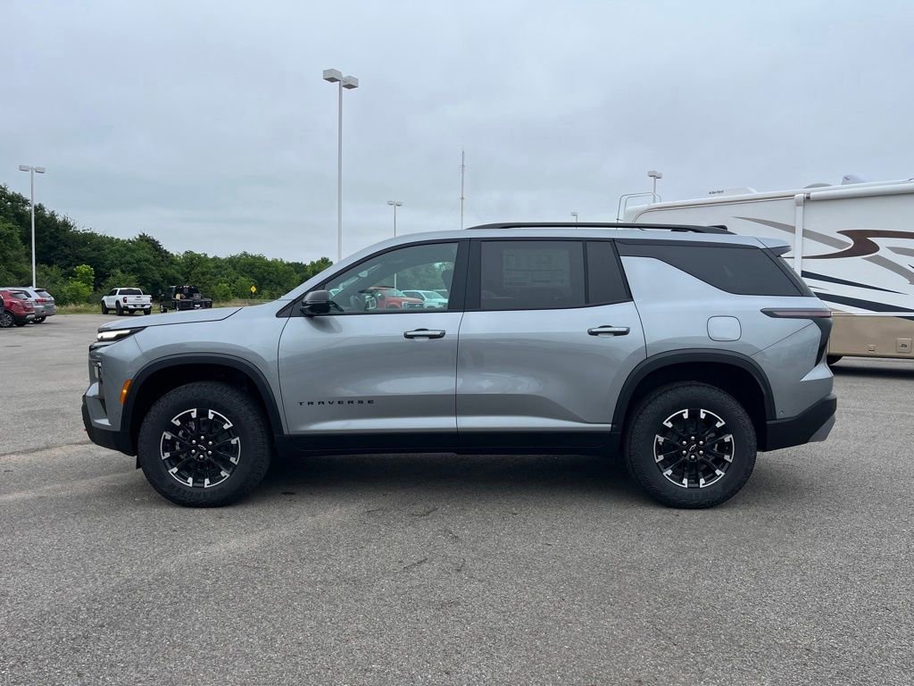 2026 Chevrolet Traverse Z71 - Photo 2