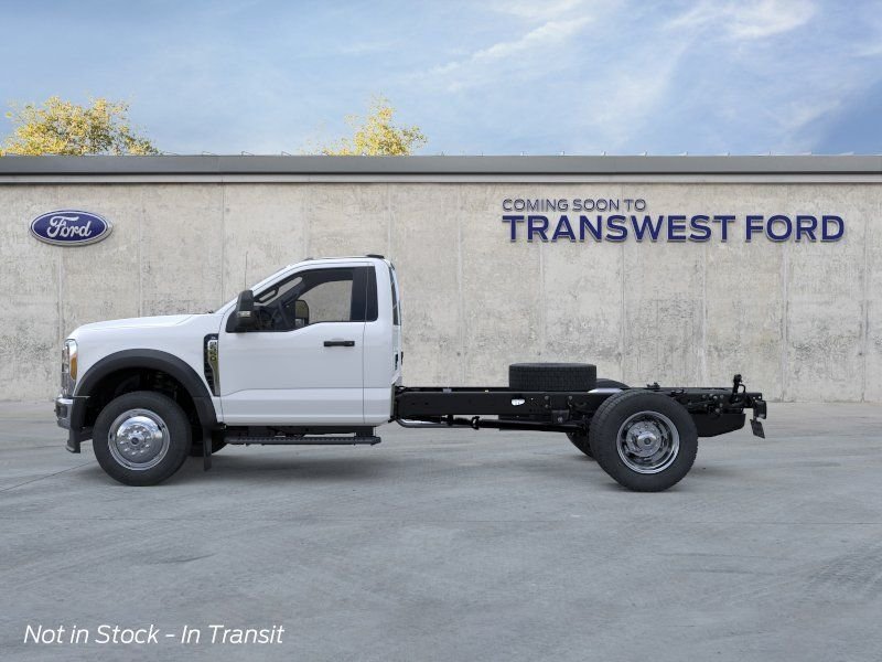 New 2026 Oxford White Ford F-550® XL image 3