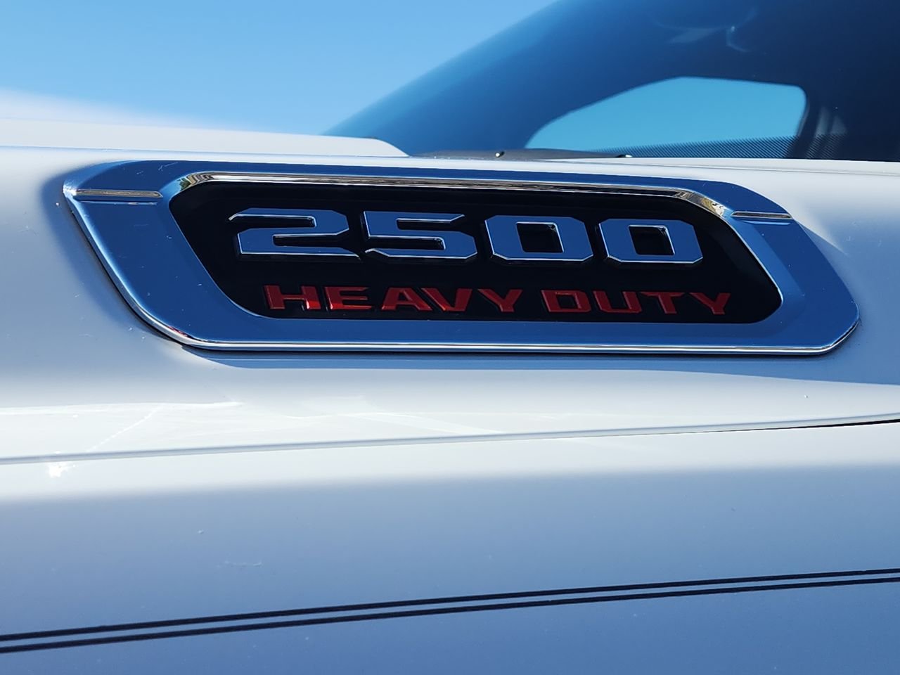 Used 2023 White Ram Big Horn image 25