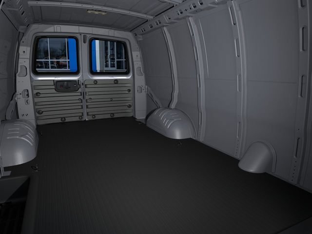 2025 Chevrolet Express Cargo Work Van - Photo 17