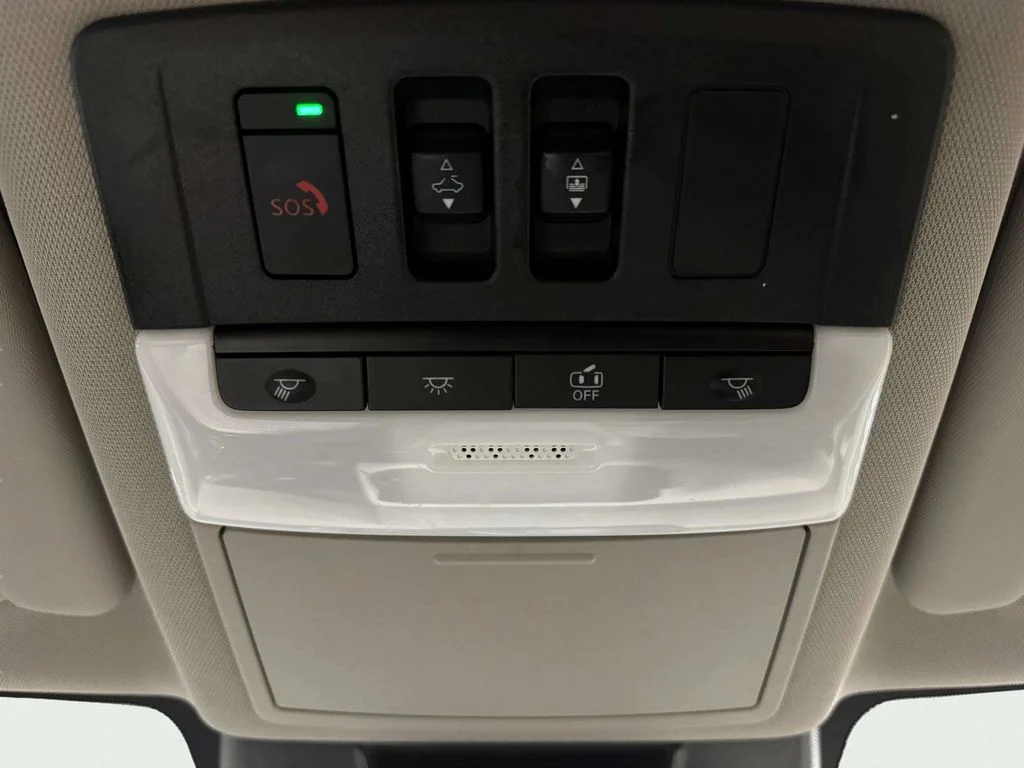 Certified Used 2023 Super Black Nissan SL image 25