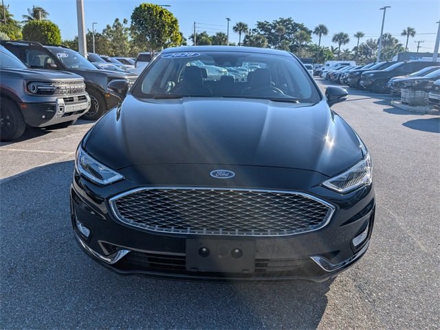 2020 Ford Fusion Hybrid Titanium photo 3