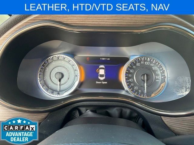 Used 2015 Black Chrysler C image 17
