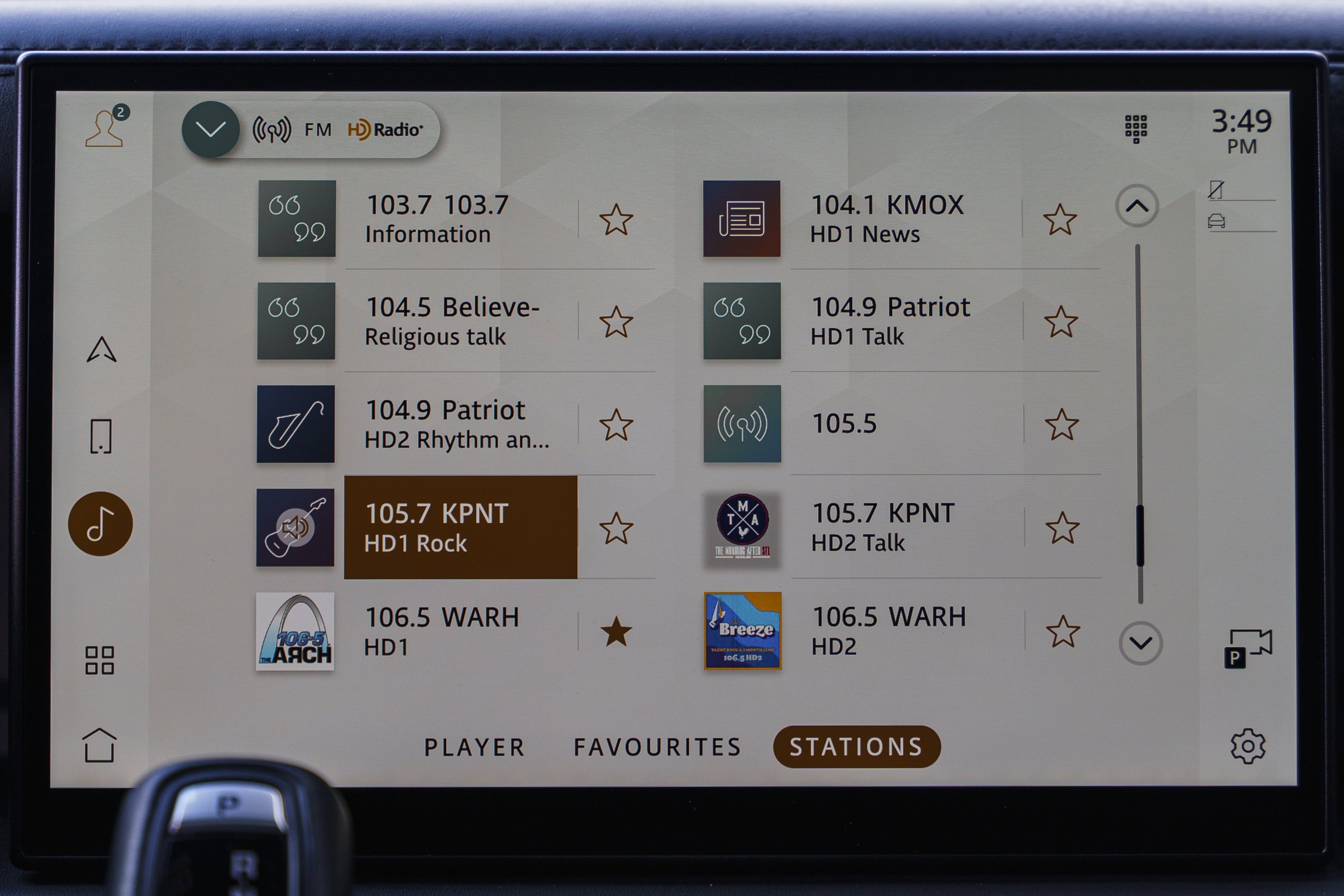 Used 2024 Carpathian Grey Premium Metallic Land Rover Carpathian Edition image 13