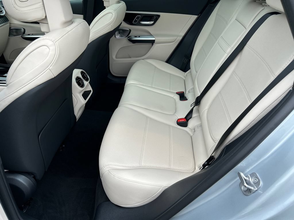 New 2026 Cirrus Silver Metallic Mercedes-Benz GLC 300 image 60