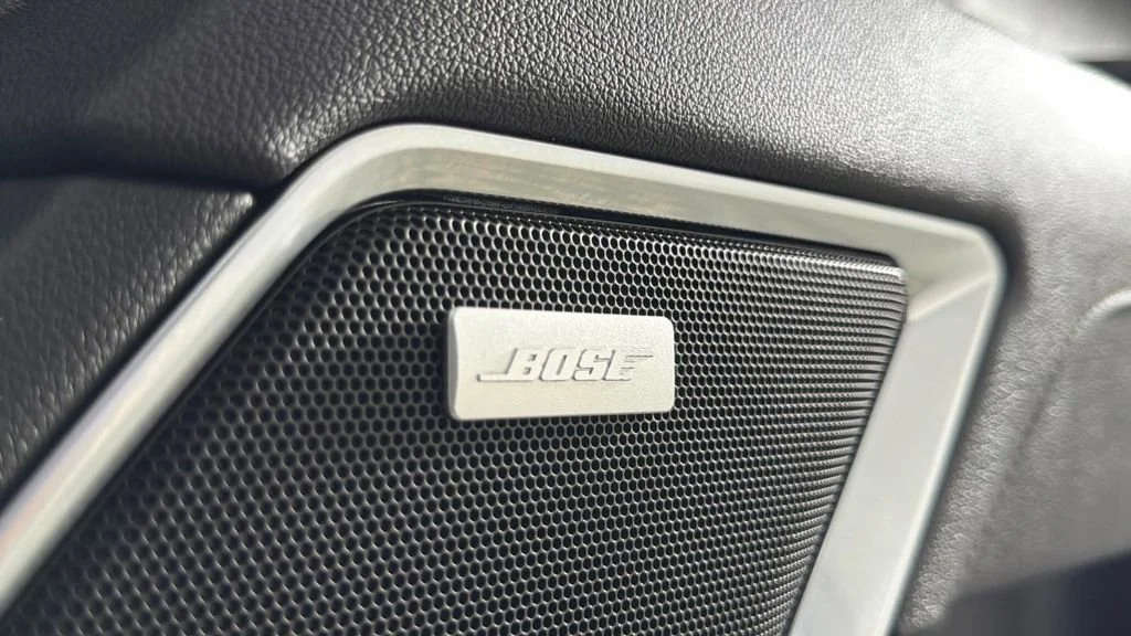Used 2025 Summit White Chevrolet RST image 37