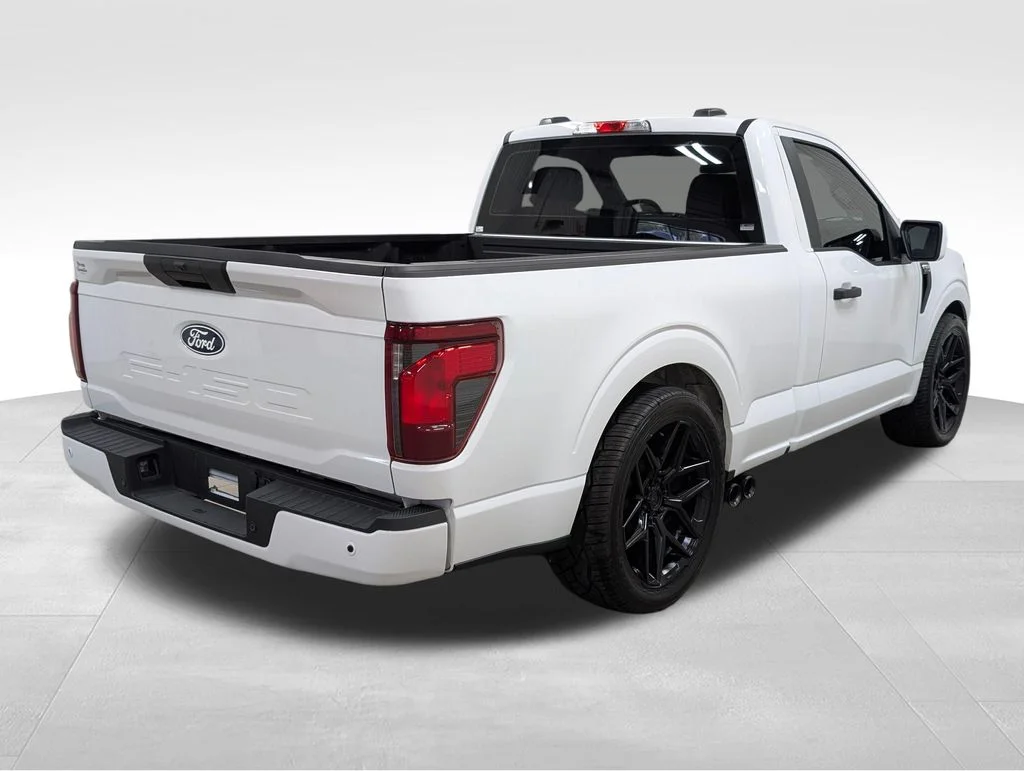 Used 2024 Oxford White Ford XL image 18