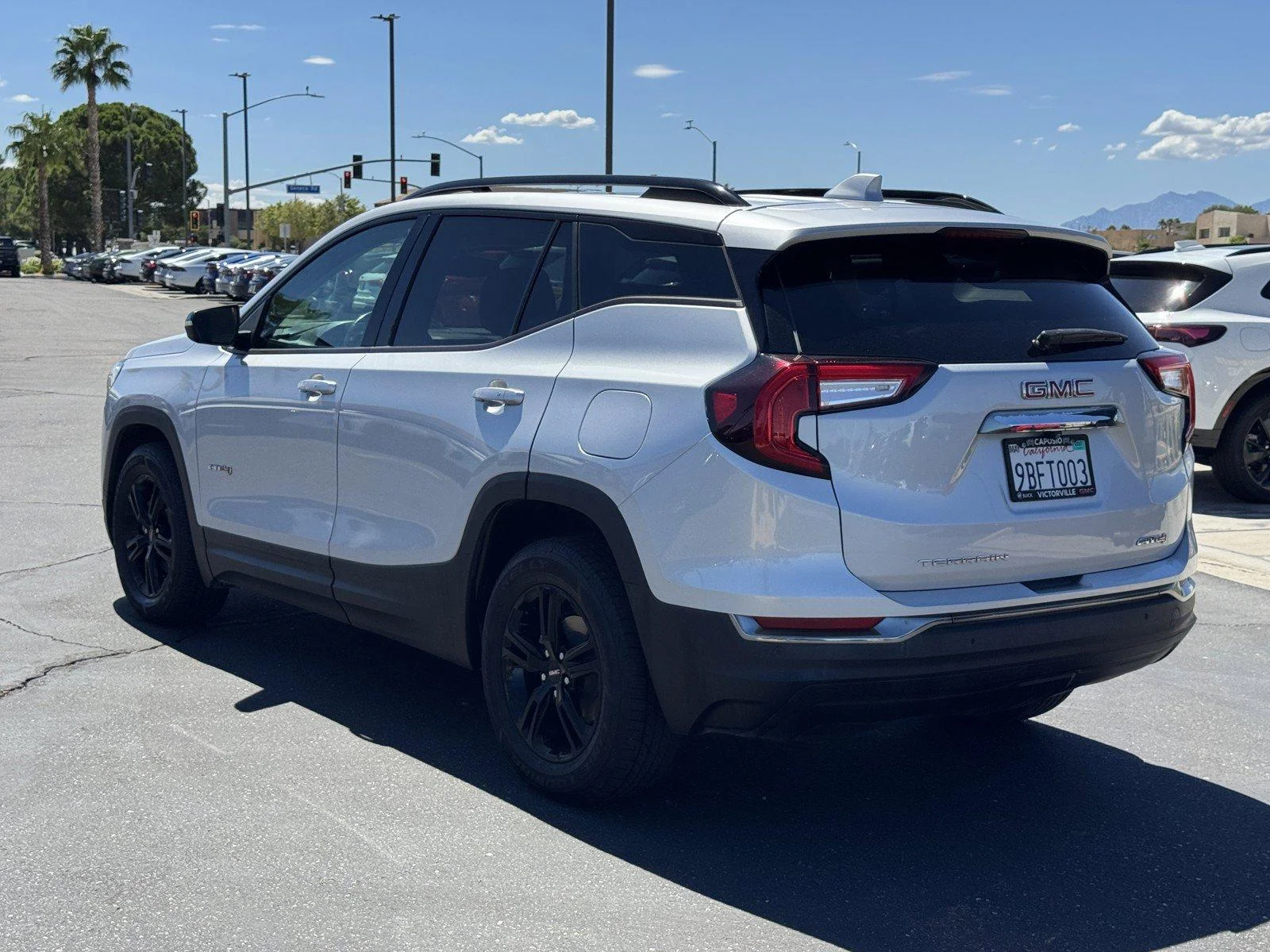Used 2022 QUICKSILVER METALLIC GMC AT4 image 4