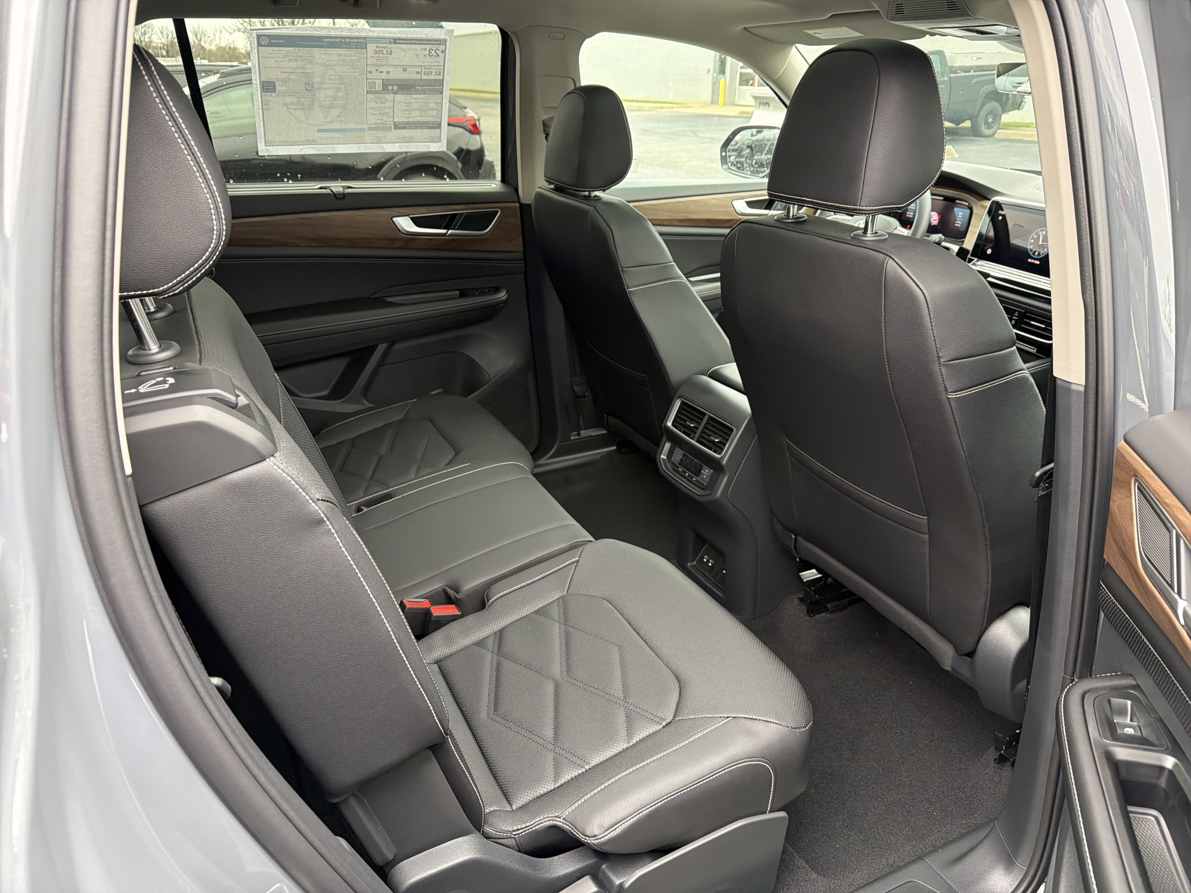 New 2026 Pure Gray Volkswagen 2.0T SE w/Technology image 27