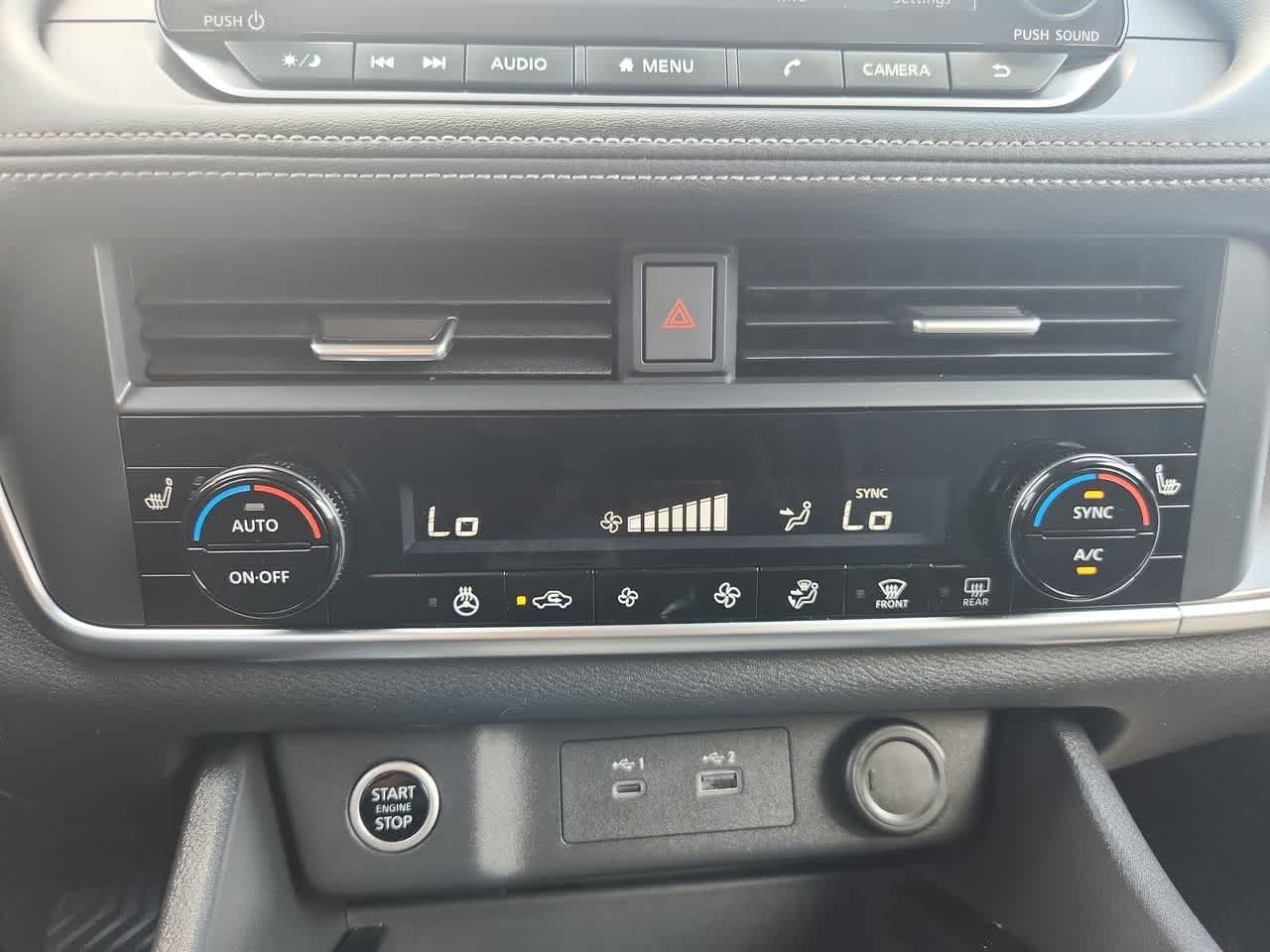 Used 2023  Nissan SV image 20