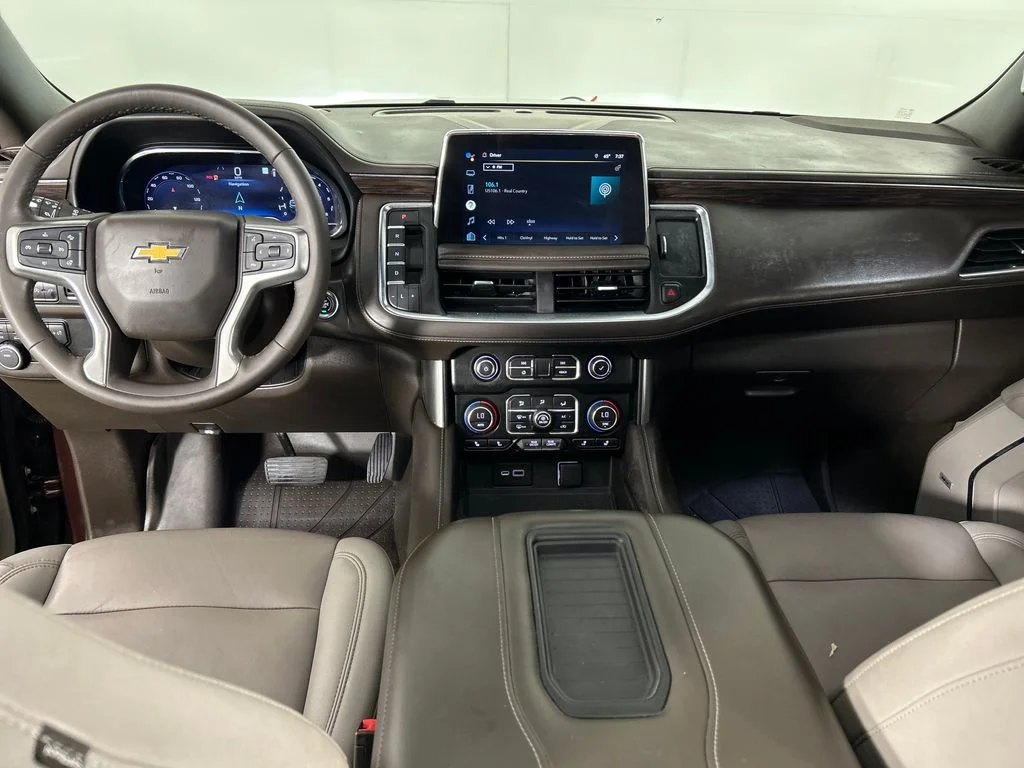 Used 2022 Orange Chevrolet LT image 19
