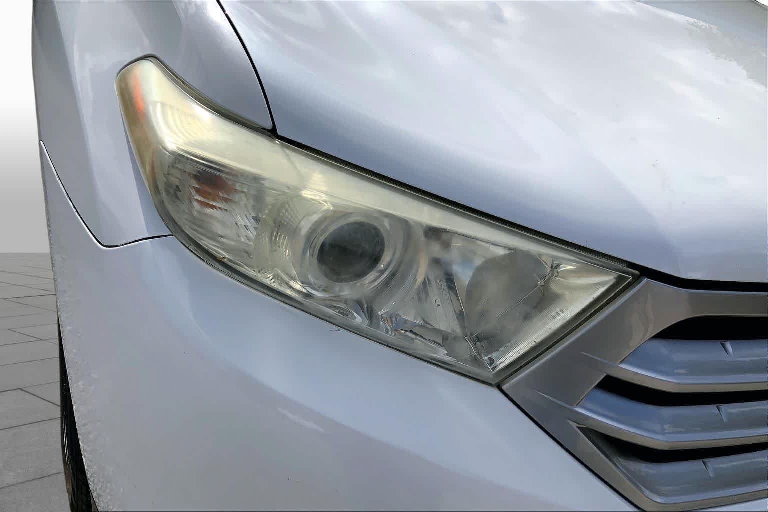 Used 2012 Blizzard Pearl Toyota Limited image 28
