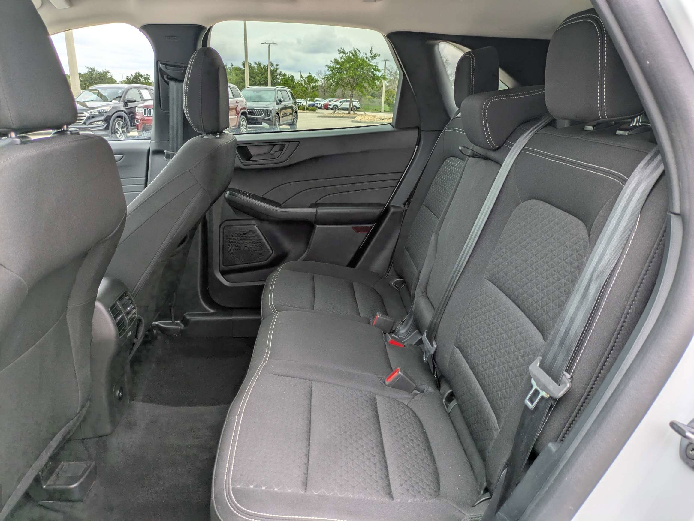Used 2025 Oxford White Ford Active image 16
