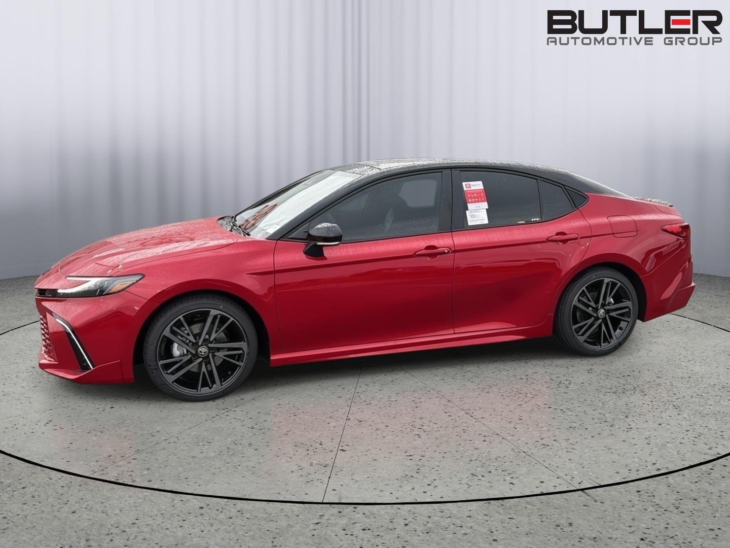 New 2026 Supersonic Red with Midnight Black Metallic roof Toyota XSE image 3