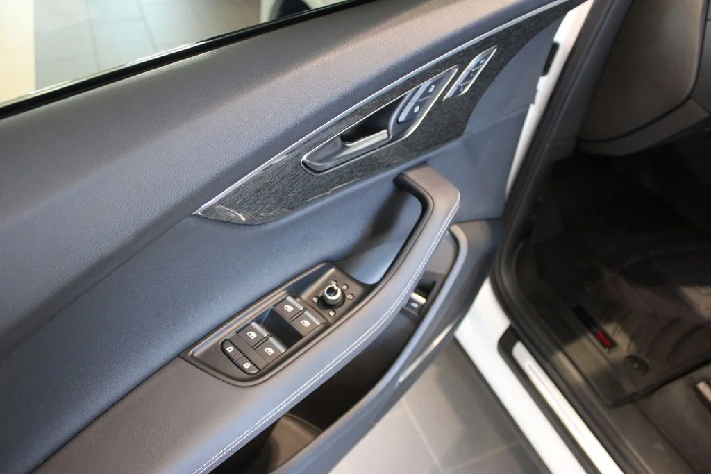 Used 2025 White Audi 45 Premium Plus image 29