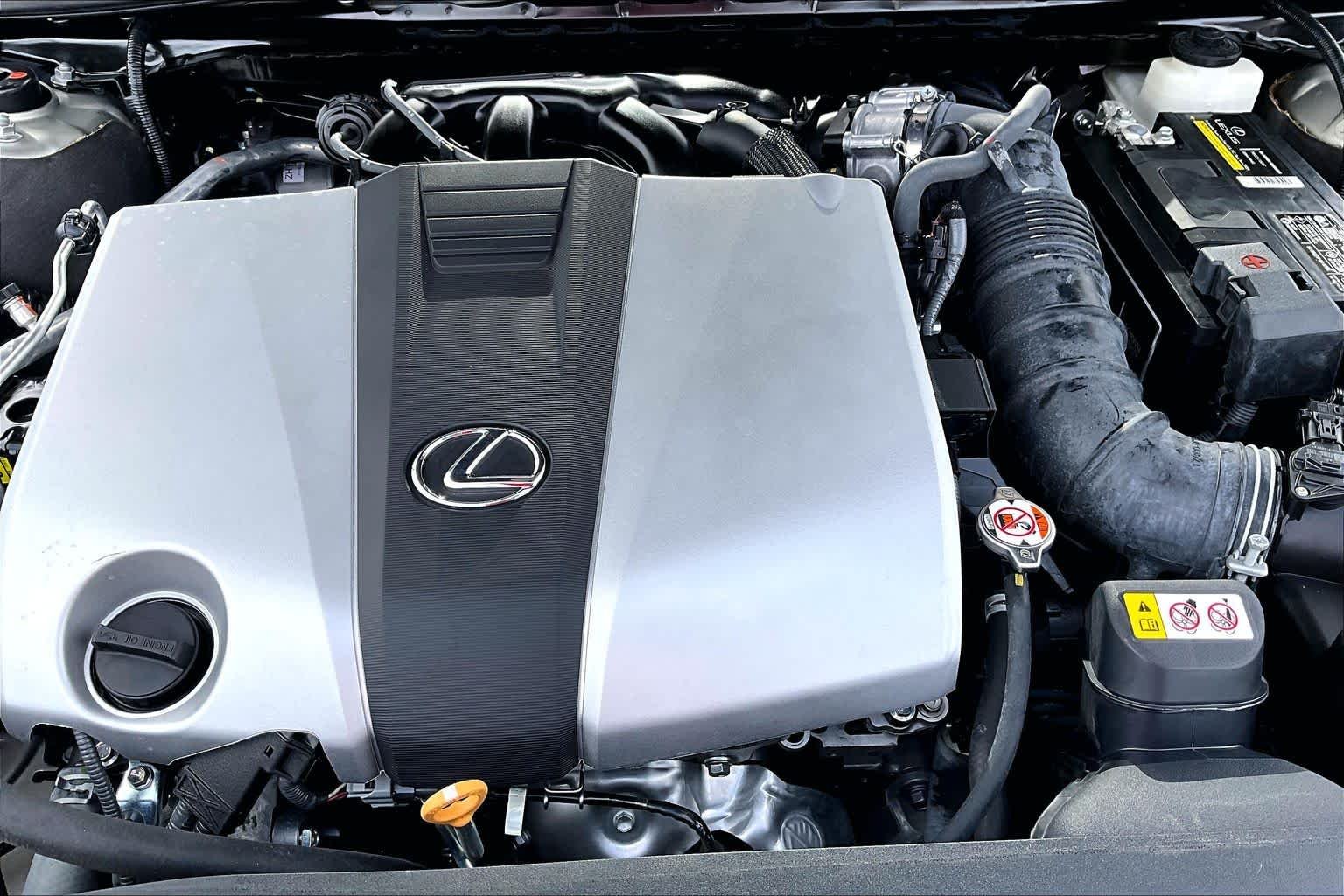 Used 2022 Moonbeam Beige Metallic Lexus Ultra Luxury image 33