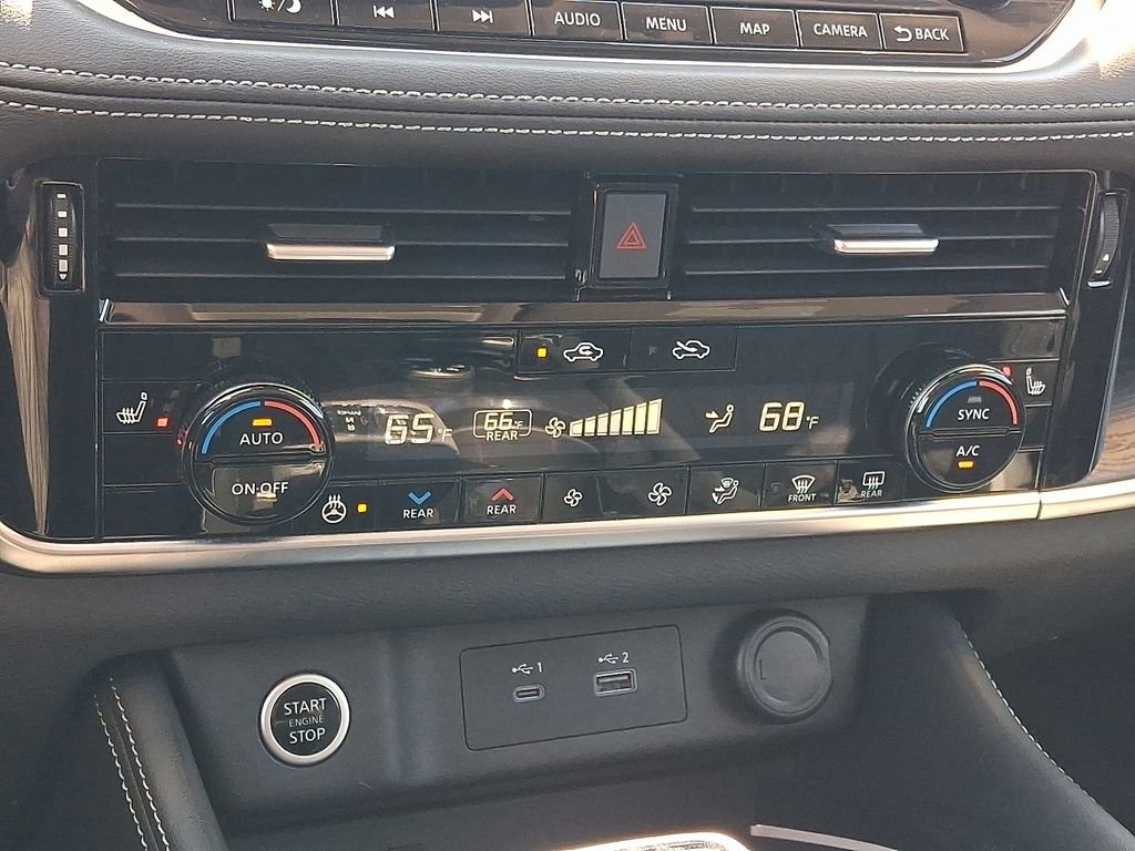 Used 2023 Black Nissan Platinum image 18