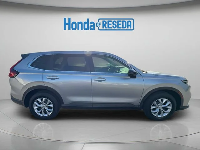 Used 2024 LUNAR SILVER METALLIC Honda LX image 14