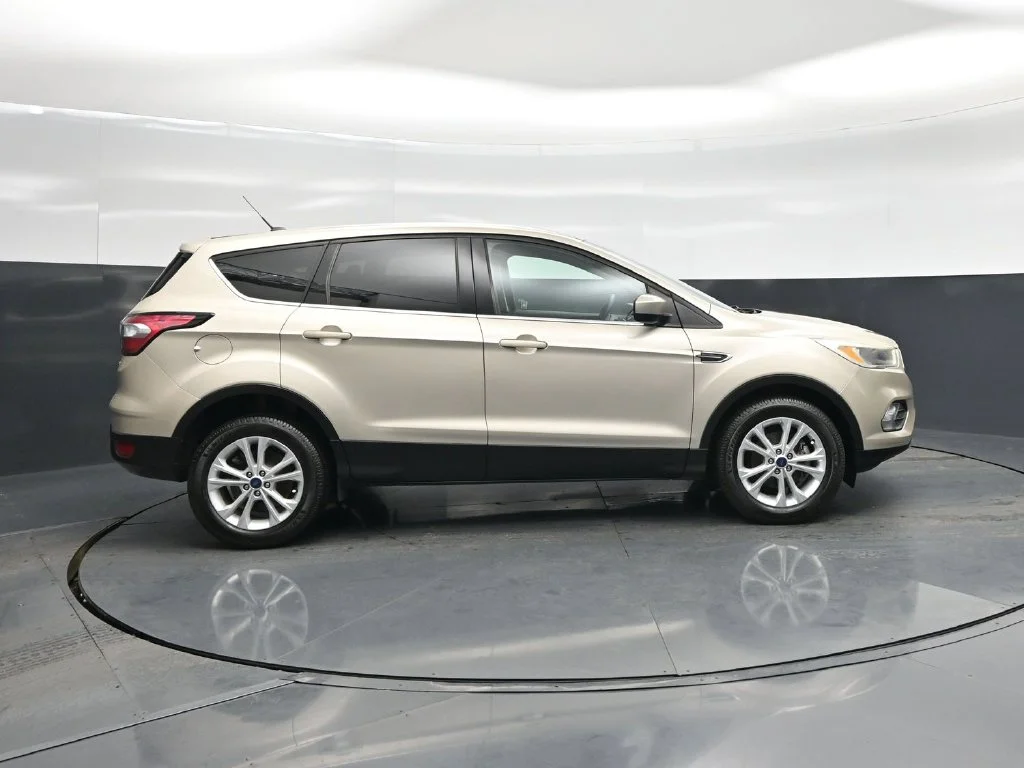 Used 2017 Gold Ford SE image 21