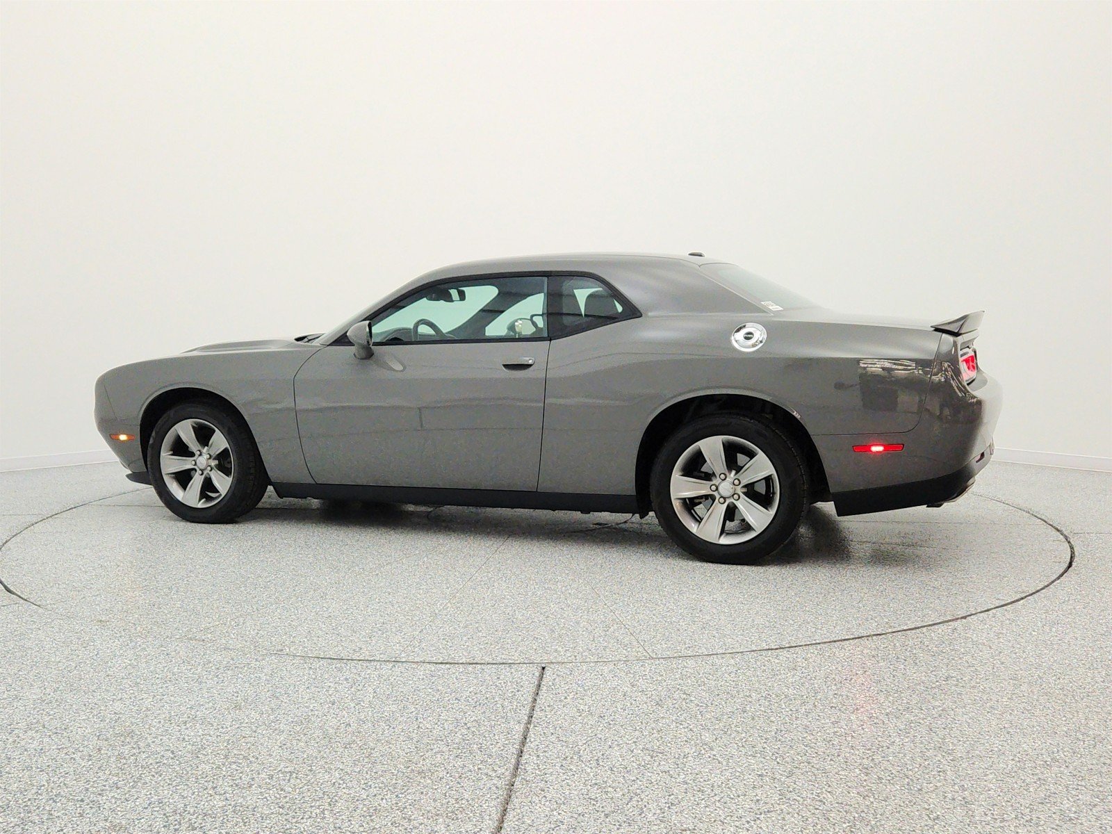 Used 2019 Destroyer Gray Clearcoat Dodge SXT RWD image 8