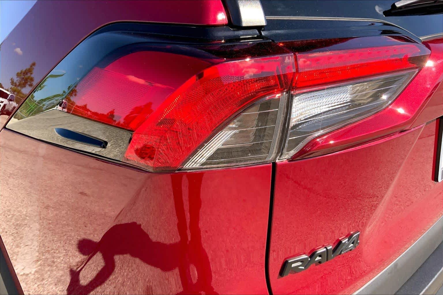 Used 2024 Ruby Flare Pearl Toyota XLE image 28