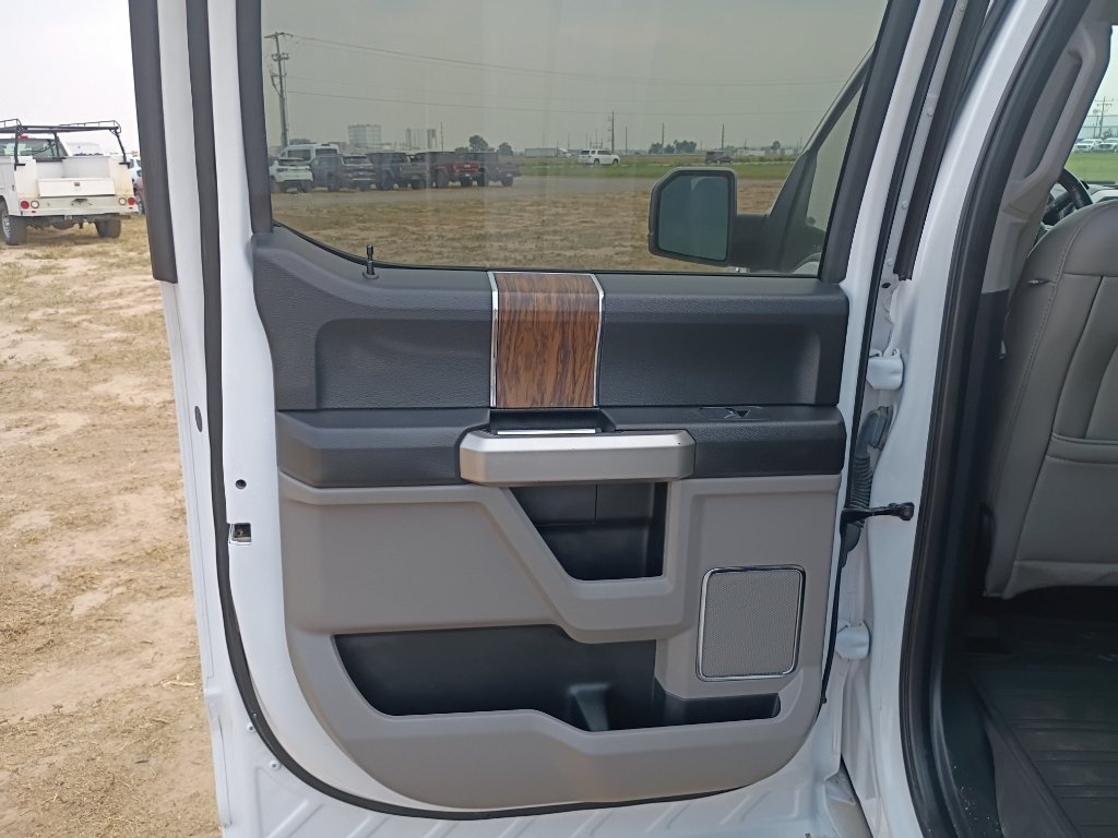 Used 2019 Oxford White Ford LARIAT image 15
