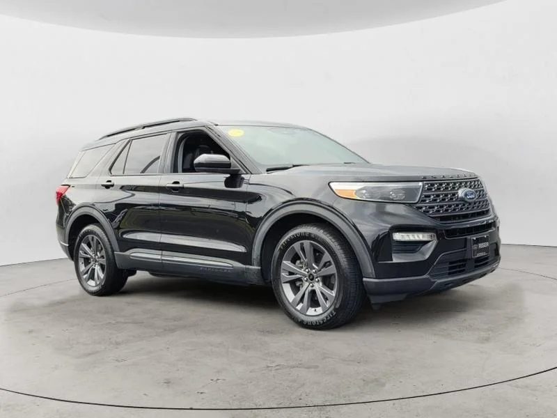 2022 Ford Explorer XLT 4WD's photo