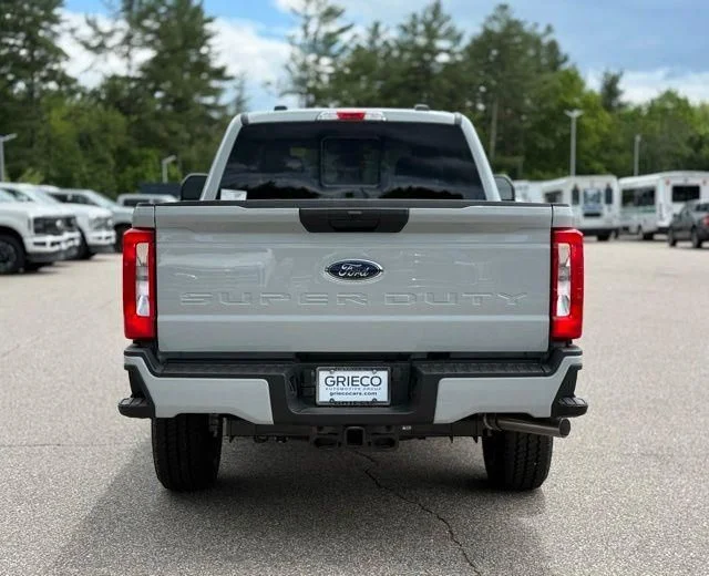 New 2026 Avalanche Ford F-350® XL image 2