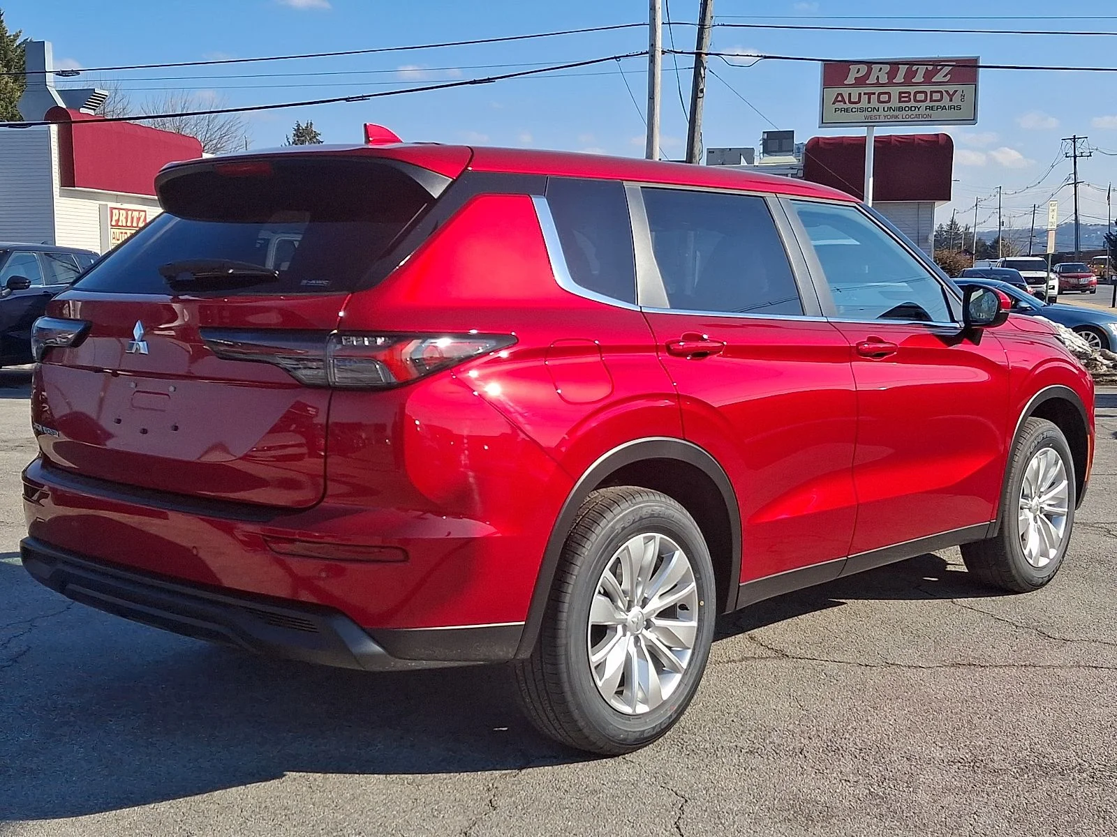 New 2026 Red Mitsubishi ES image 7