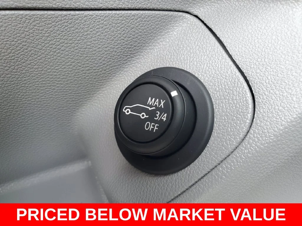 Used 2020 Gray GMC SLE image 23