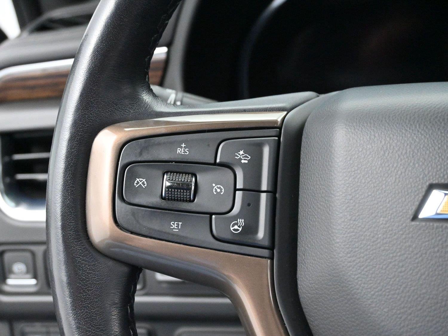 Used 2022 Black Chevrolet High Country image 22
