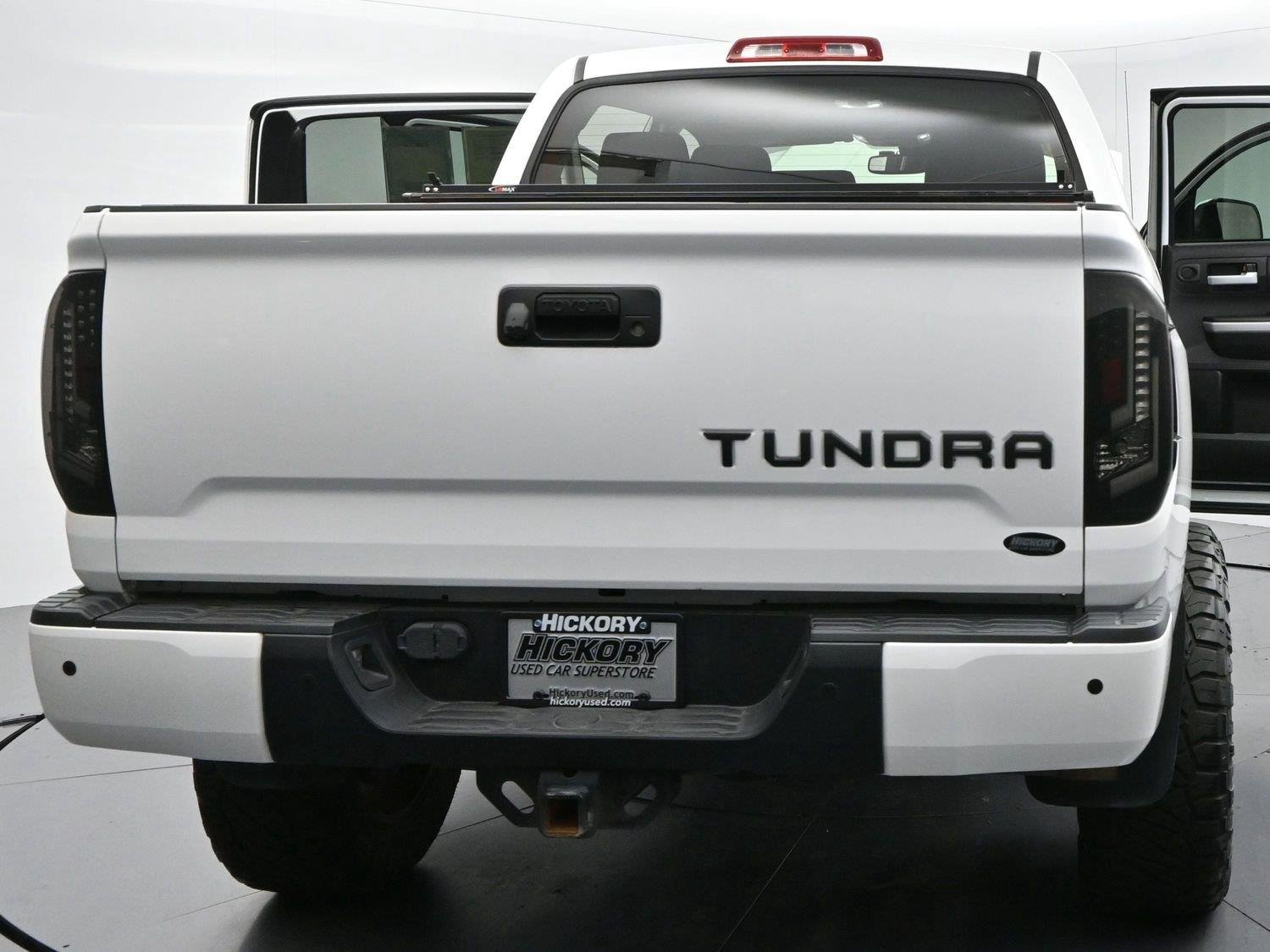 Used 2019 Super White Toyota SR5 image 37