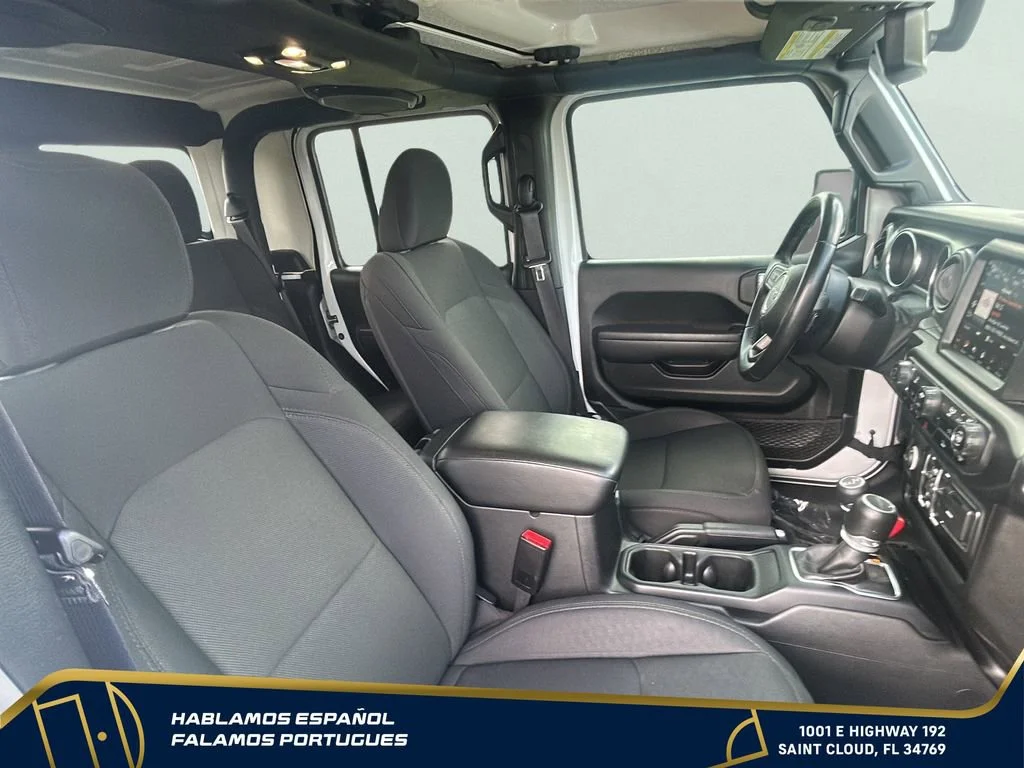 Used 2022  Jeep Willys image 36
