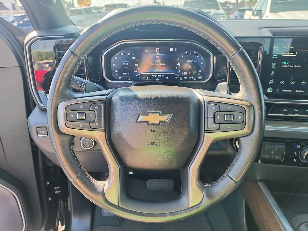 Used 2022 Black Chevrolet High Country image 15
