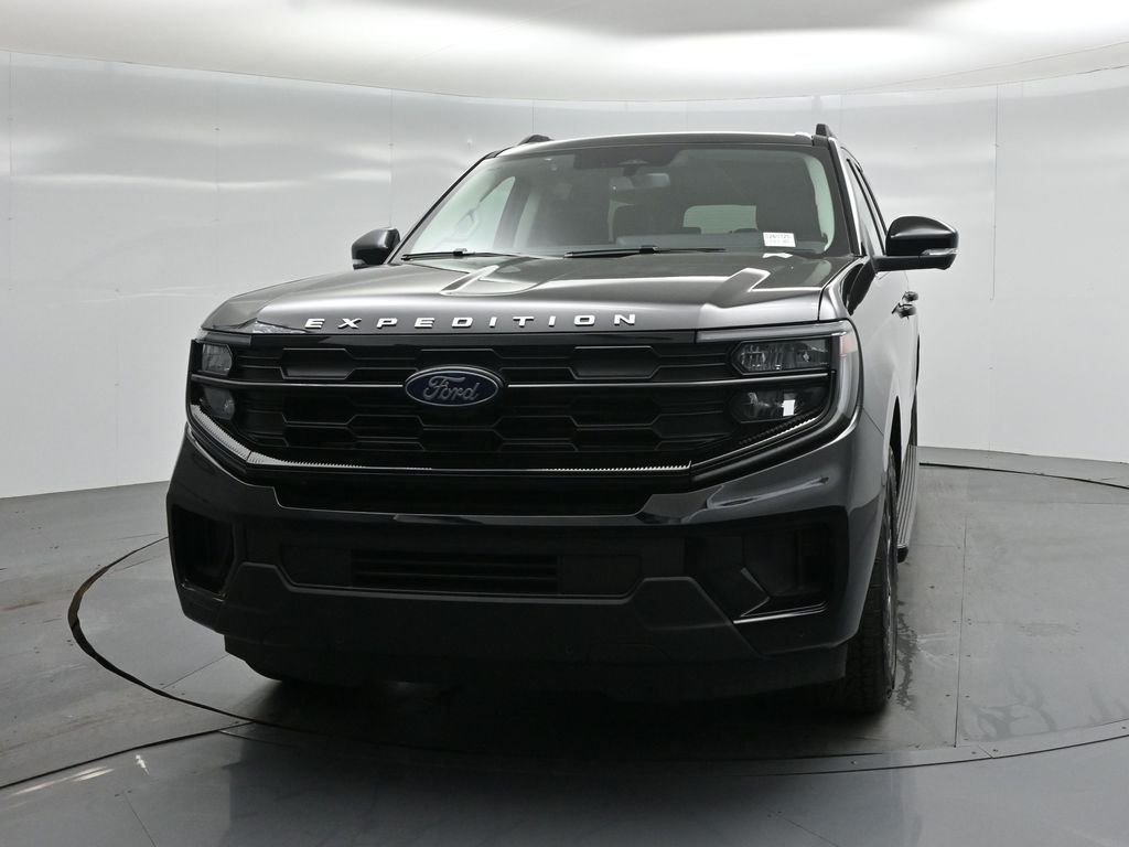New 2026 Agate Black Metallic Ford Active image 50