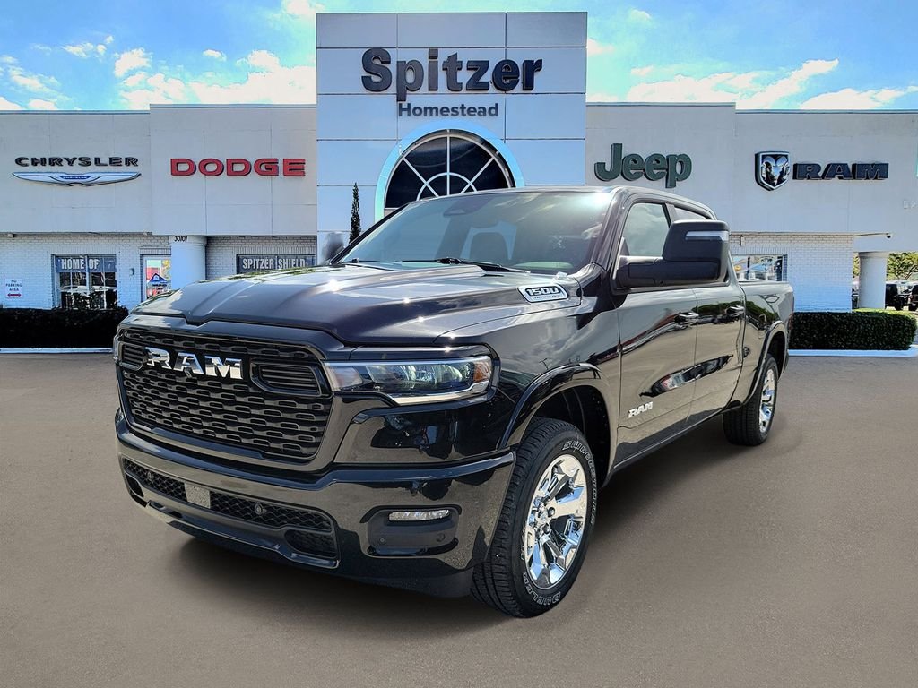 New 2026 Diamond Black Crystal Pearlcoat RAM Big Horn/Lone Star image 4