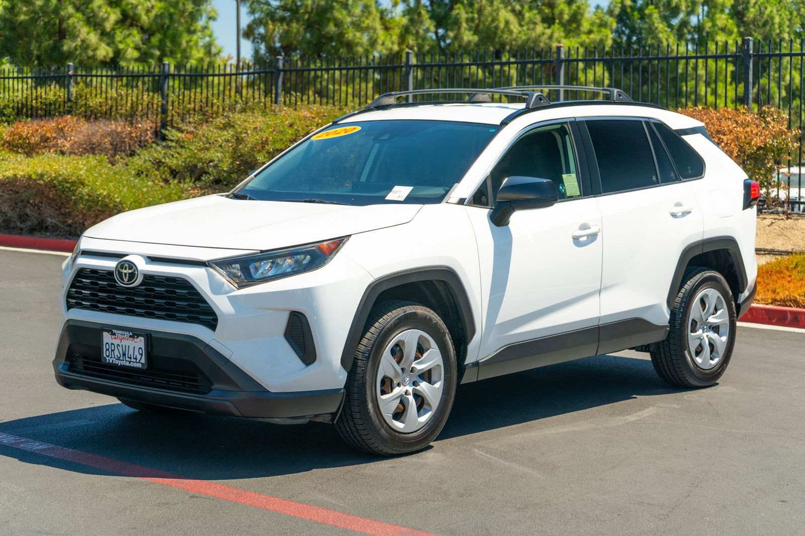 Used 2020 Super White Toyota LE image 5