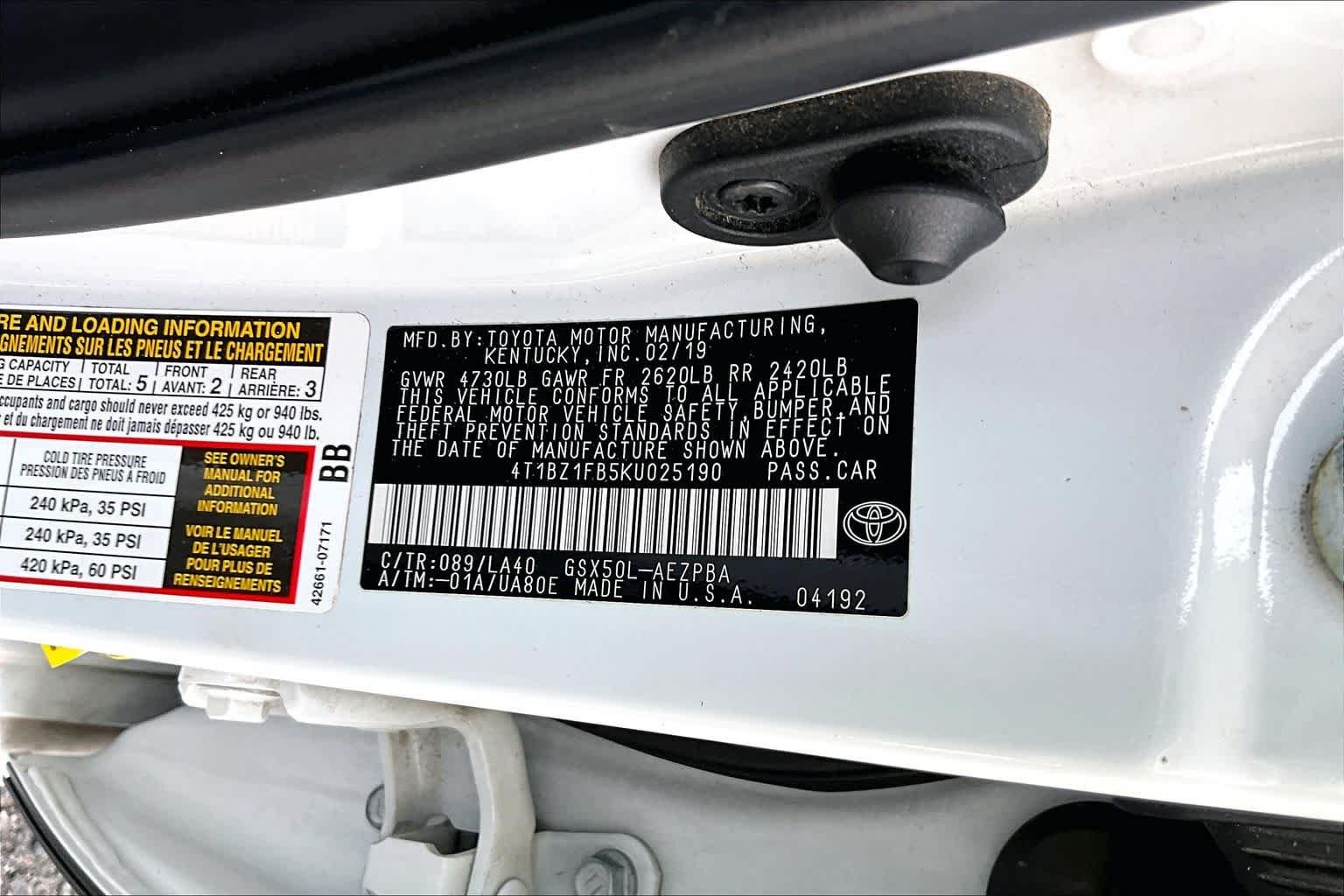 Used 2019 Wind Chill Pearl Toyota Limited image 28