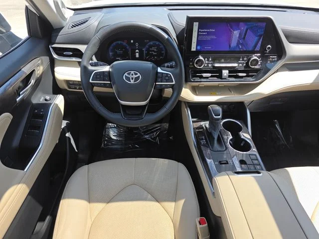 Used 2023 Beige Toyota Limited image 23
